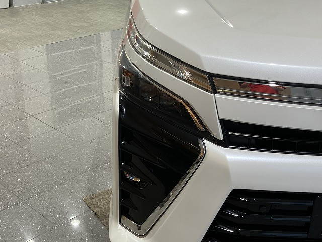 トヨタ ヴォクシー 2.0 ZS 煌Ⅱの中古車
