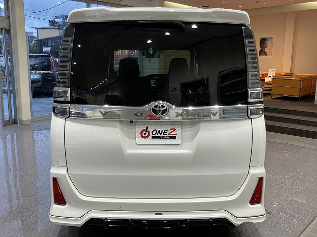 トヨタ ヴォクシー 2.0 ZS 煌Ⅱの中古車
