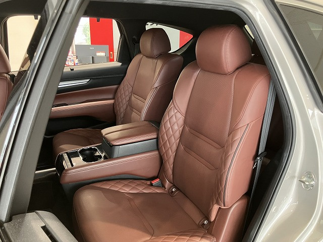 マツダ CXー8 2.2 XD エクスクルーシブ モード ディーゼルターボの中古車