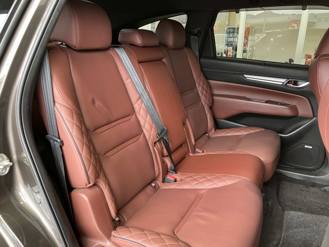 マツダ CXー8 2.2 XD エクスクルーシブ モード ディーゼルターボ 4WDの中古車
