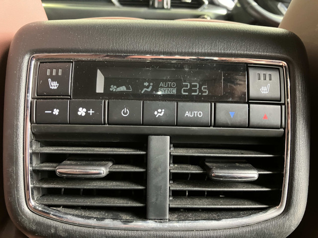 マツダ CXー8 2.2 XD エクスクルーシブ モード ディーゼルターボ 4WDの中古車