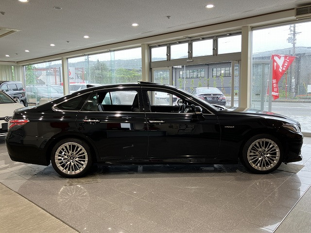トヨタ クラウン ハイブリッド 2.5 S エレガンス スタイルⅡの中古車