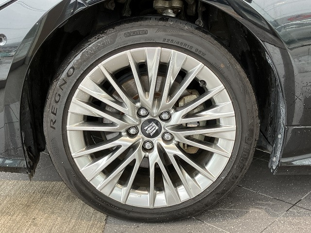 トヨタ クラウン ハイブリッド 2.5 S エレガンス スタイルⅡの中古車