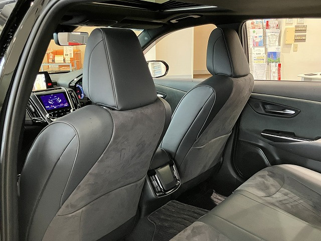 トヨタ クラウン ハイブリッド 2.5 S エレガンス スタイルⅡの中古車