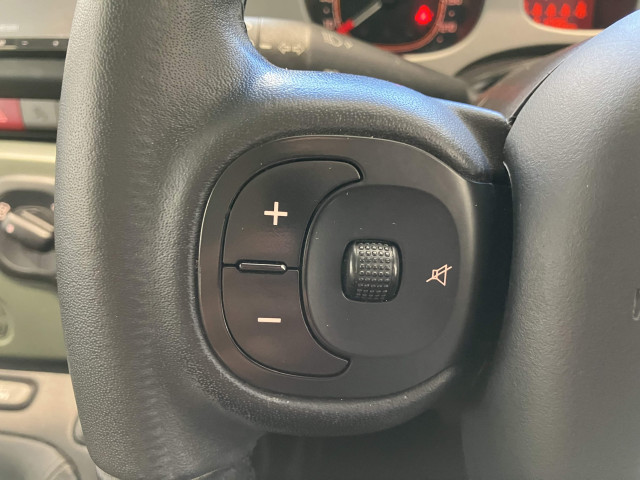 フィアット パンダ 4×4 フォレスタ 4WDの中古車
