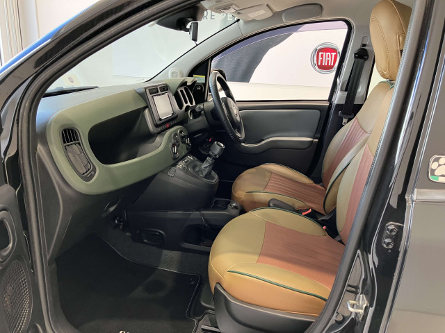 フィアット パンダ 4×4 フォレスタ 4WDの中古車