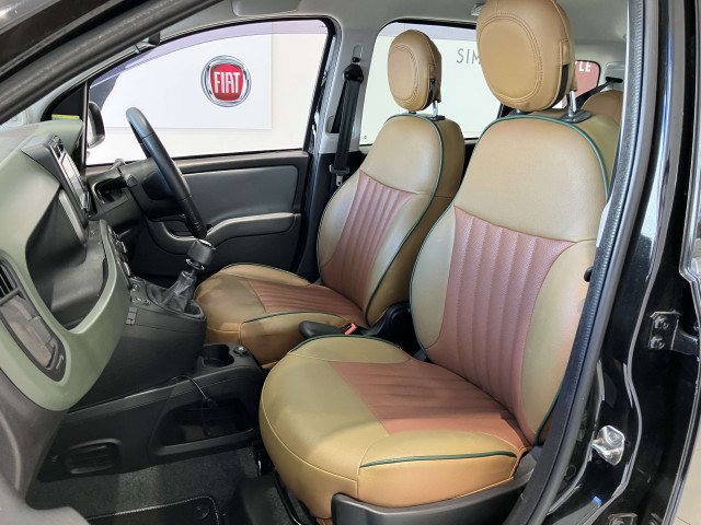 フィアット パンダ 4×4 フォレスタ 4WDの中古車