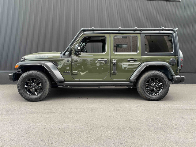 ジープ ラングラー アンリミテッド ウイリス 4WDの中古車