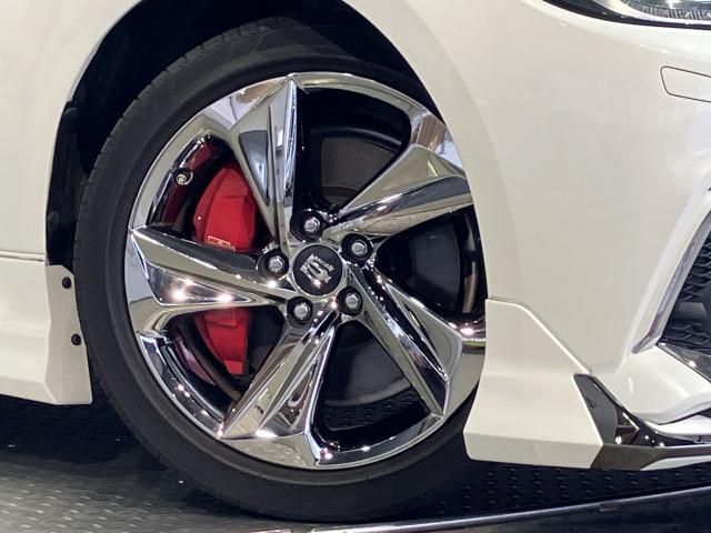 トヨタ クラウン ハイブリッド 3.5 RS アドバンスの中古車