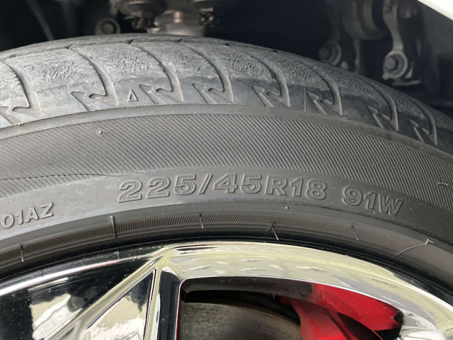 トヨタ クラウン ハイブリッド 3.5 RS アドバンスの中古車
