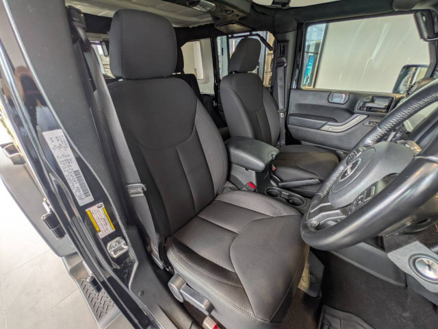 ジープ ラングラー Unlimited Sportの中古車