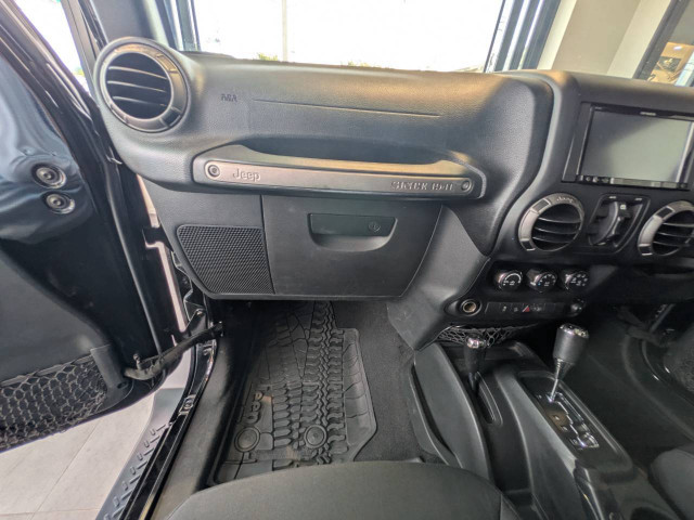 ジープ ラングラー Unlimited Sportの中古車