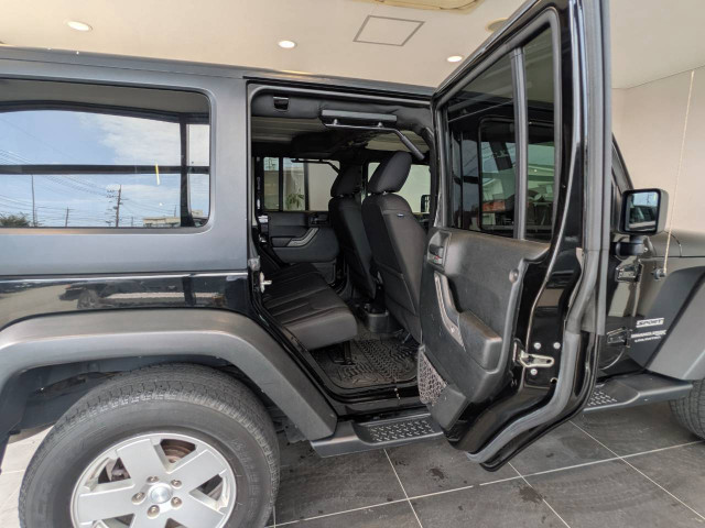ジープ ラングラー Unlimited Sportの中古車