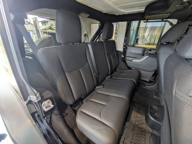 ジープ ラングラー Unlimited Sportの中古車