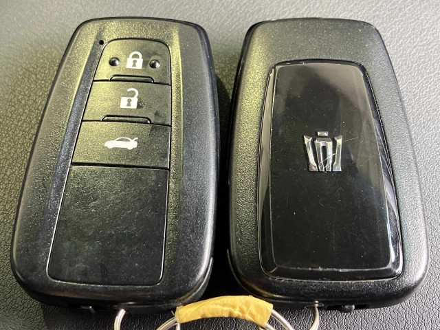 トヨタ クラウン ハイブリッド 2.5 RSの中古車