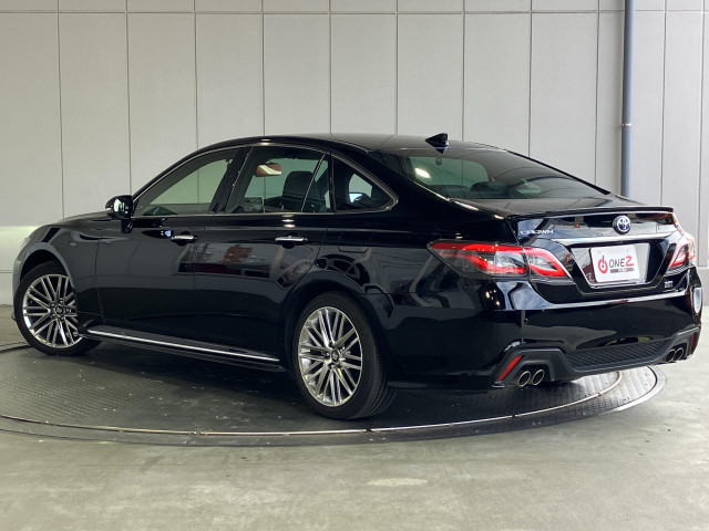 トヨタ クラウン ハイブリッド 2.5 RSの中古車