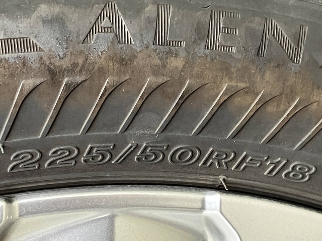 レクサス UX 250h グレイスフル エクスプローラーの中古車