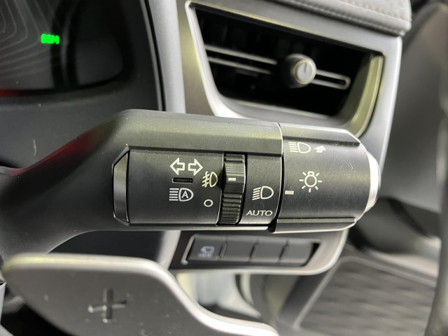 レクサス UX 250h グレイスフル エクスプローラーの中古車