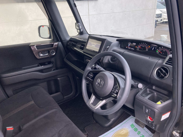 ホンダ N-BOX カスタム 660 G L ホンダセンシングの中古車