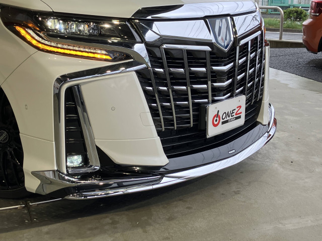 トヨタ アルファード ハイブリッド 2.5 エグゼクティブ ラウンジ S E-Four 4WDの中古車