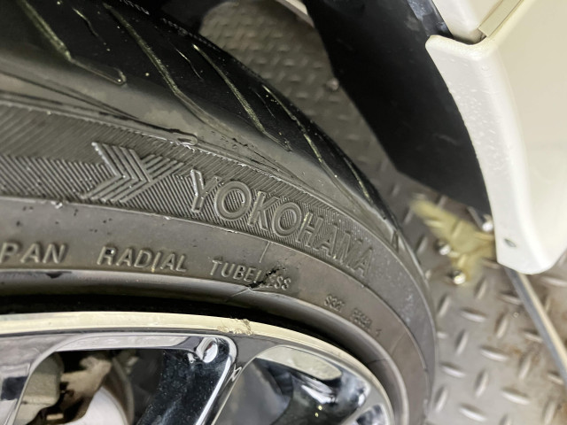 トヨタ アルファード ハイブリッド 2.5 エグゼクティブ ラウンジ S E-Four 4WDの中古車