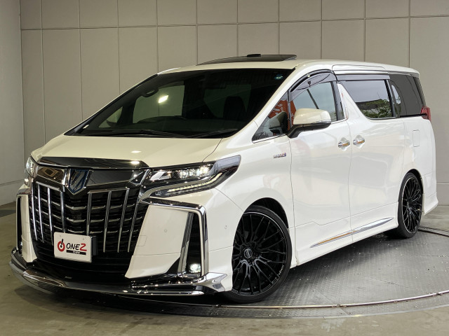 トヨタ アルファード ハイブリッド 2.5 エグゼクティブ ラウンジ S E-Four 4WDの中古車