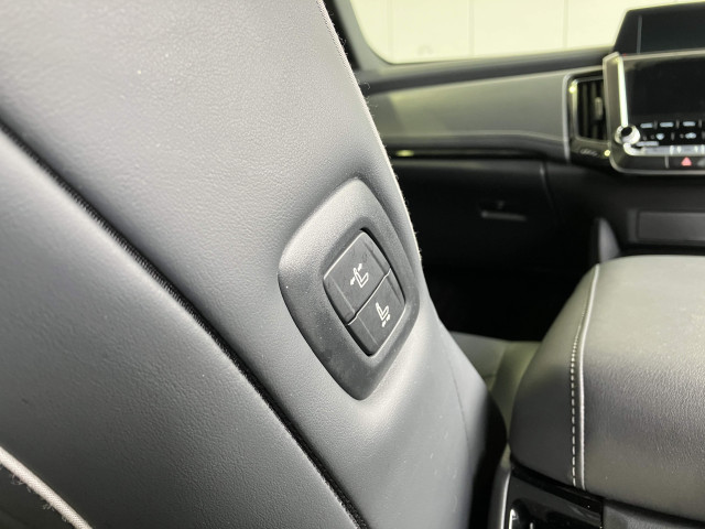 トヨタ クラウン ハイブリッド 2.5 RS アドバンスの中古車
