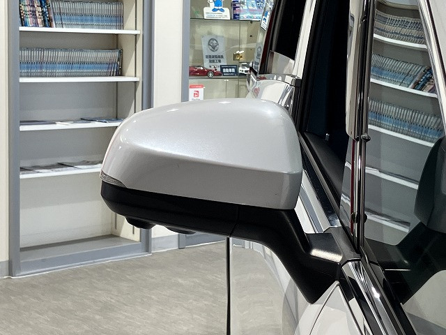 トヨタ アルファード ハイブリッド 2.5 Zの中古車