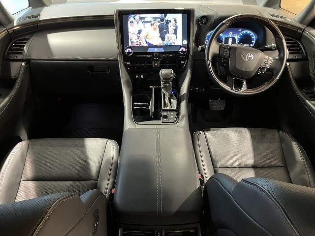 トヨタ アルファード ハイブリッド 2.5 Zの中古車