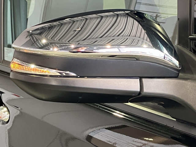 トヨタ ヴォクシー 1.8 ハイブリッド ZS 煌Ⅲの中古車