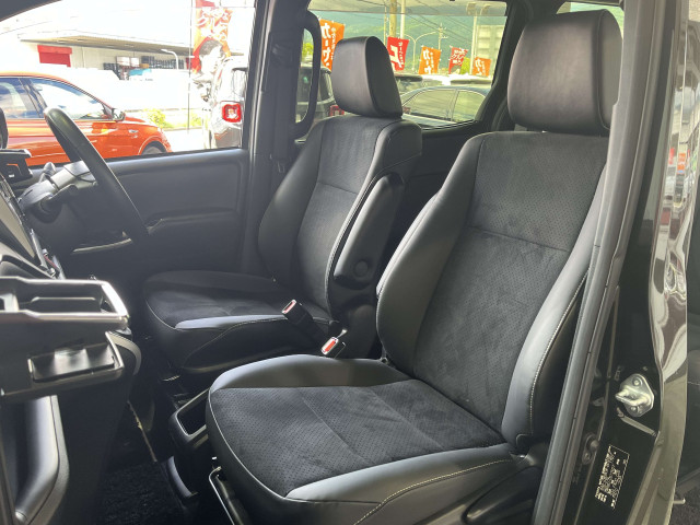 トヨタ ヴォクシー 1.8 ハイブリッド ZS 煌Ⅲの中古車