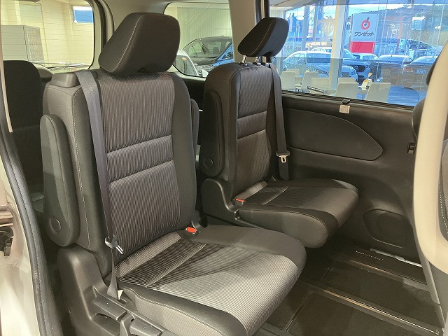 日産 セレナ 1.2 e-POWER ハイウェイスター Vの中古車