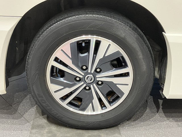 日産 セレナ 1.2 e-POWER ハイウェイスター Vの中古車