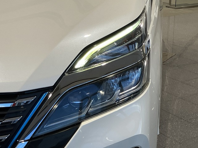 日産 セレナ 1.2 e-POWER ハイウェイスター Vの中古車