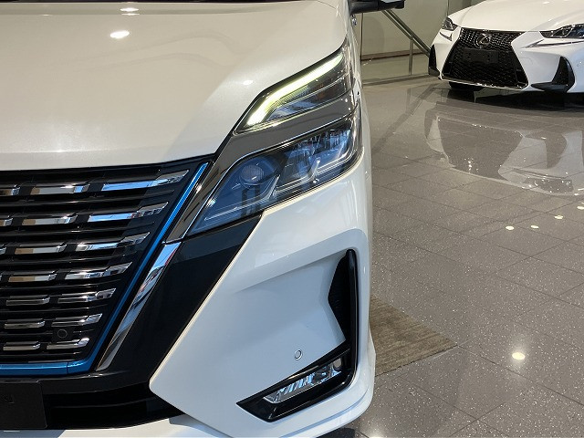 日産 セレナ 1.2 e-POWER ハイウェイスター Vの中古車