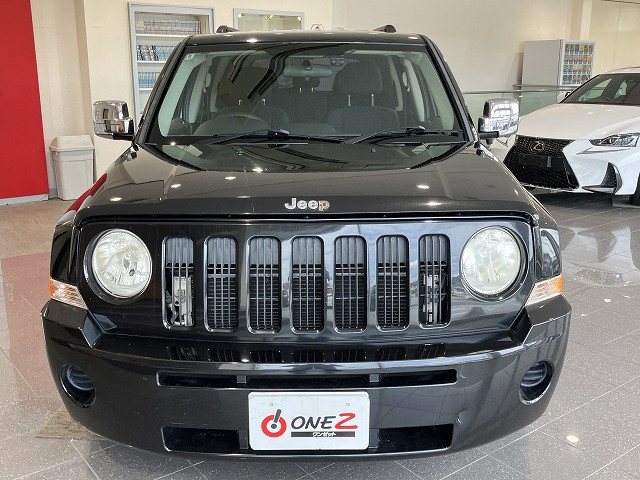 ジープ PATRIOT スポーツ 4WDの中古車