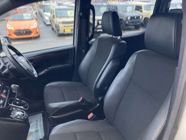 トヨタ ノア 2.0 Si WxBⅡの中古車