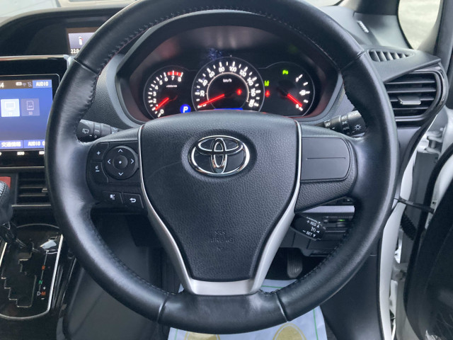 トヨタ ノア 2.0 Si WxBⅡの中古車