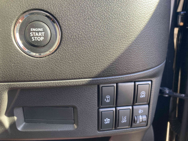 スズキ スペーシア 660 Gリミテッドの中古車