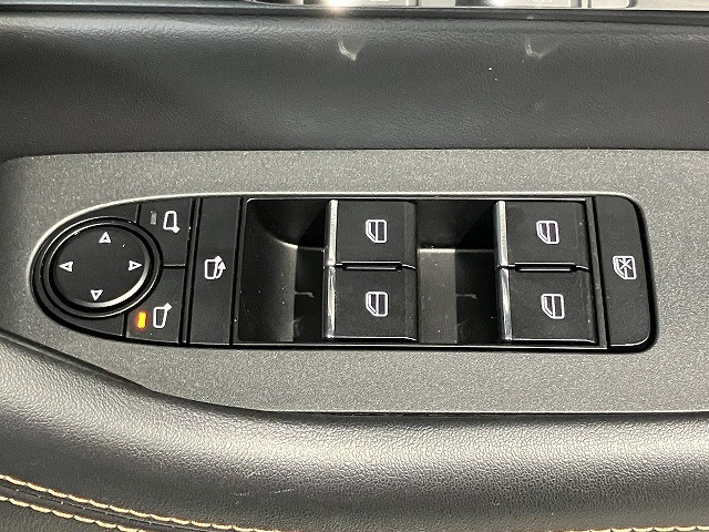 マツダ CX-60 2.5 25S Lパッケージの中古車
