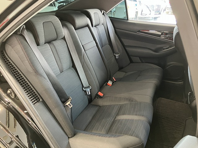 トヨタ クラウンアスリートハイブリッド ハイブリッド 2.5 Sの中古車