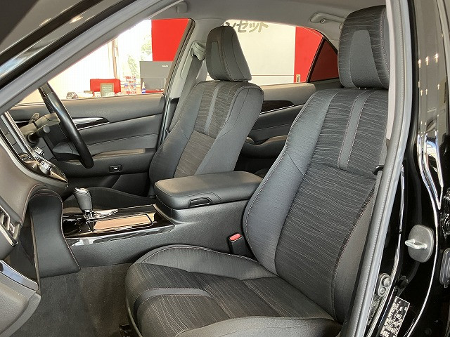 トヨタ クラウンアスリートハイブリッド ハイブリッド 2.5 Sの中古車