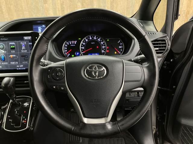 トヨタ ヴォクシー 2.0 ZS 煌Ⅱの中古車