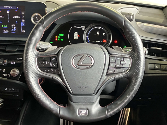 レクサス ES 300h Fスポーツの中古車