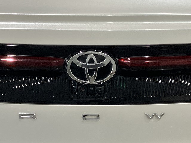 トヨタ クラウンクロスオーバー 2.5 G アドバンスト レザー パッケージ E-Four 4WDの中古車