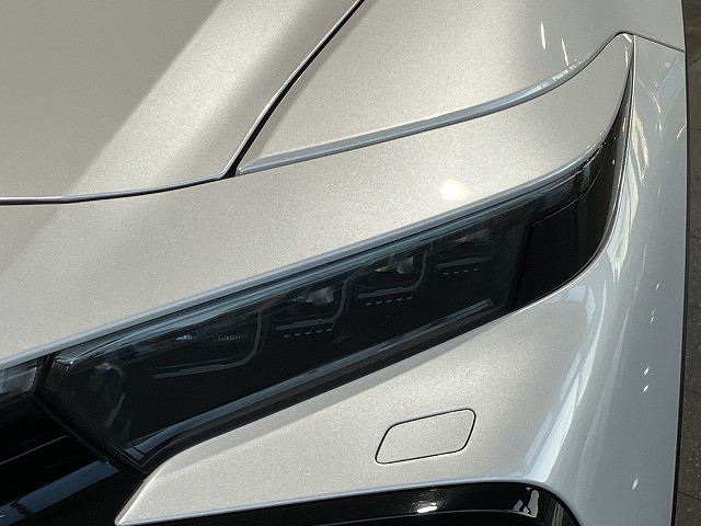 トヨタ クラウンクロスオーバー 2.5 G アドバンスト レザー パッケージ E-Four 4WDの中古車