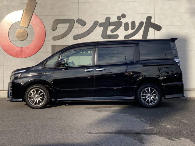 トヨタ ヴォクシーハイブリッド 1.8 ハイブリッド ZS 煌Ⅱの中古車