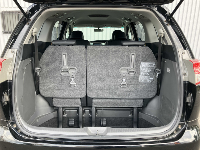 普段のお買い物や通勤、送迎等に十分な荷室スペースを確保しております。大きな荷物の積載も可能です♪