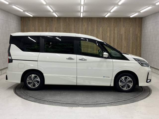 日産 セレナ 1.2 e-POWER ハイウェイスター Vの中古車