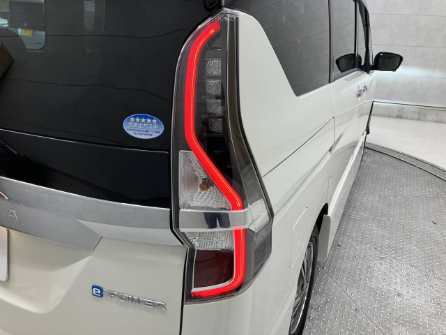日産 セレナ 1.2 e-POWER ハイウェイスター Vの中古車